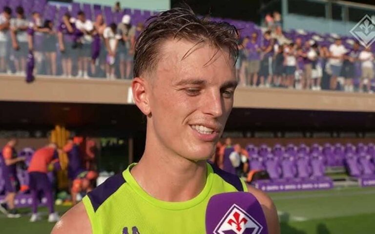 Serie A – Caos alla Fiorentina: Albert Gudmundsson salta la Conference: i motivi del forfait