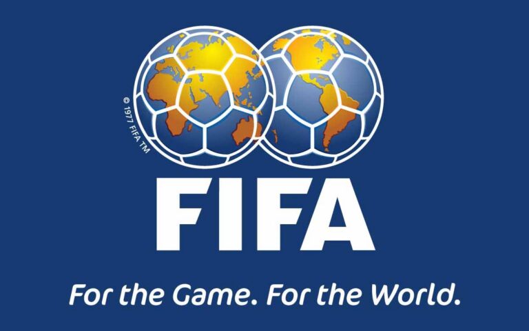 Clamoroso – La FIFA cambia le regole sulle cure mediche in campo: cosa succede?