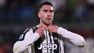 Calciomercato Juventus – Vlahovic apre al rinnovo: le ultimissime