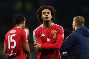 Juve tra Kolo Muani e Joshua Zirkzee